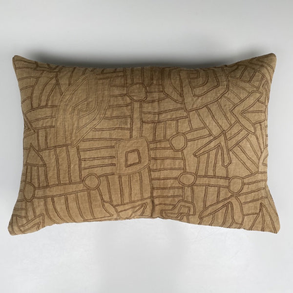 Beautiful, rare, vintage African Brodé cushion, 40 x 60cm. Use to add an instant refresh the decoration scheme of your living space and dress your sofa.