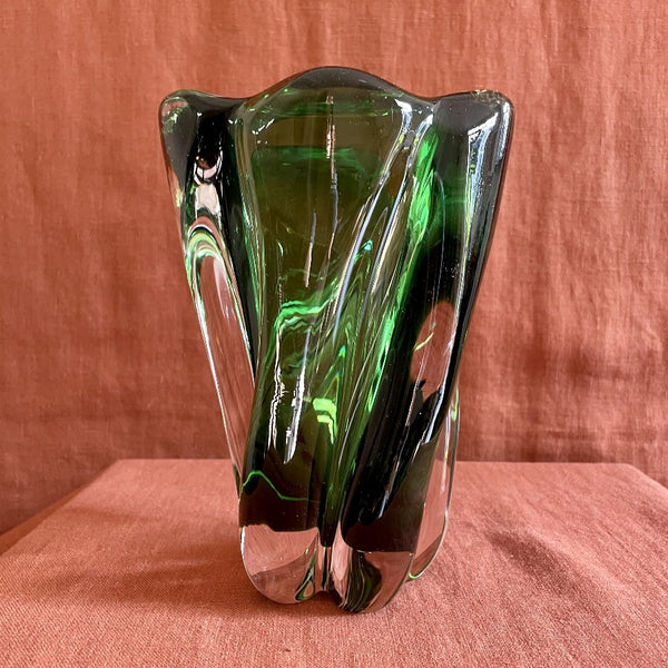 Stunning Heavy Emerald Green Vase